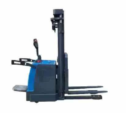 ELES-25/30 – Stacker Elettrico Potente Metafores Industria